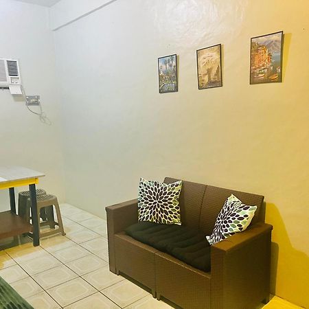 The Studio Byhome Puerto Princesa Esterno foto